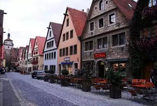 德國:透水地面 德國:透水地面